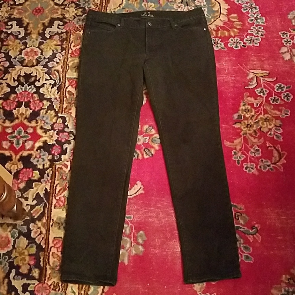 Old Navy Black Overdyed Diva Jeans 12